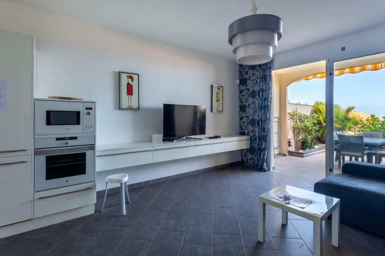 Casa Parque Tropical Ocean View Daire Los Cristianos  Dış mekan fotoğraf